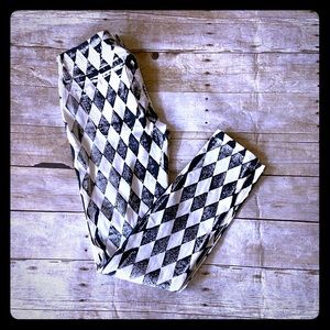 Bebe black & white skinny jeans